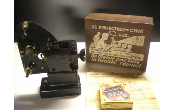 Ancien projecteur Cinette pour films fixes TTBE